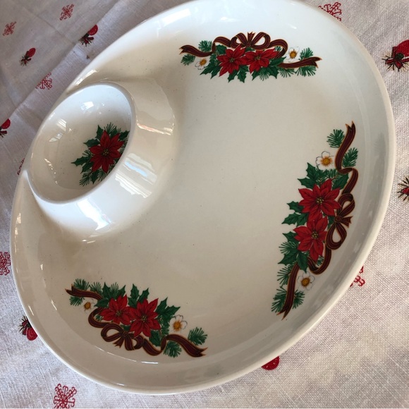 60's Japan Poinsettia Chips and Dip Tray - Christmas Platter - Holiday Serving - Picture 4 of 9